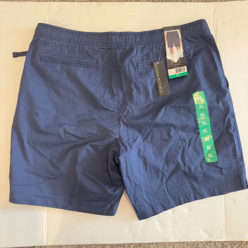 Banana Republic Mens XL Pull On Shorts Navy Blue 8 Inch Inseam NWT 1967478